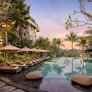 5* Resort Kuwarasan A Pramana Experience